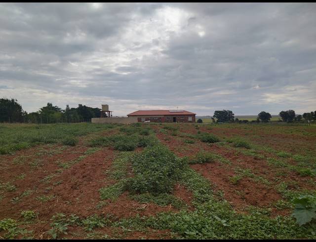 8.80HA FARM FOR SALE IN MAGALIESBURG